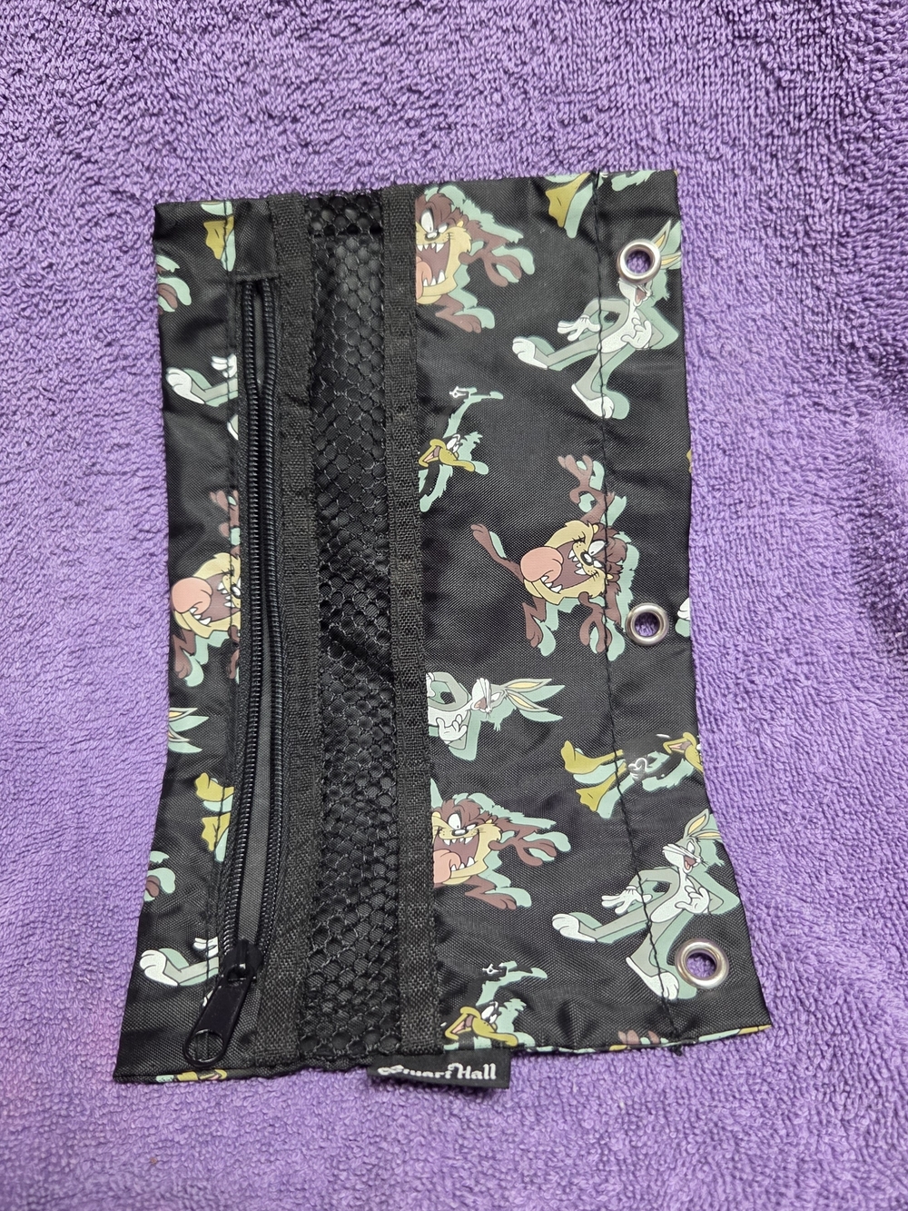 Tasmanian Devil, Bugs Bunny, Daffy Duck Pencil Holder Bag
